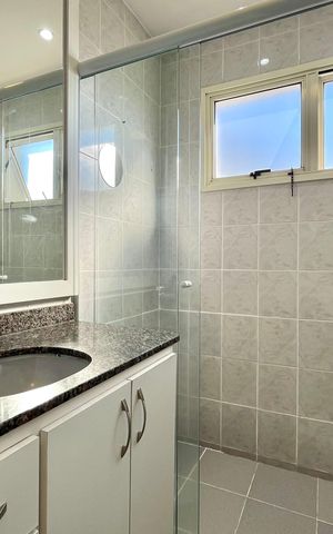 Apartamento para alugar com 105m², 3 quartos e 2 vagas Apartamento para alugar com 105m², 3 quartos e 2 vagasBanheiro da Suíte