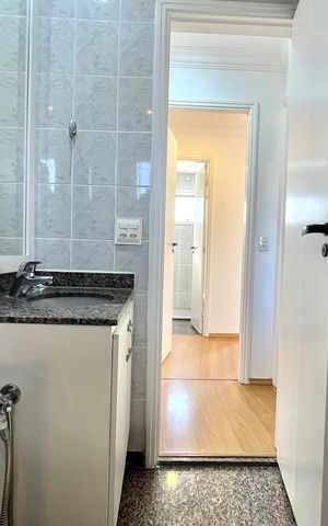 Apartamento para alugar com 105m², 3 quartos e 2 vagas Apartamento para alugar com 105m², 3 quartos e 2 vagasBanheiro Corredor