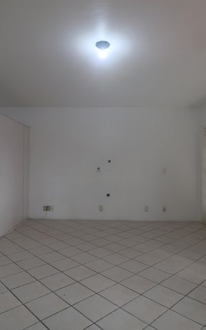 Casa à venda com 315m², 3 quartos e 4 vagasSala 2