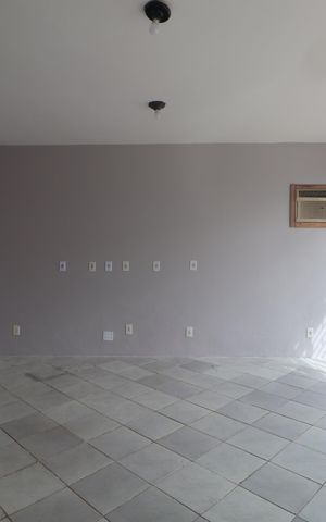 Casa à venda com 315m², 3 quartos e 4 vagasEscritório