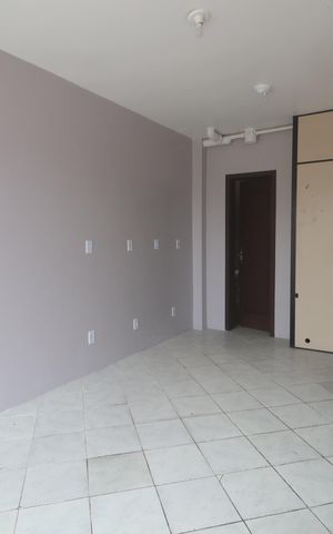 Casa à venda com 315m², 3 quartos e 4 vagasEscritório 2