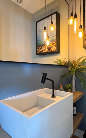 Apartamento à venda com 95m², 2 quartos e 2 vagas Apartamento à venda com 95m², 2 quartos e 2 vagasLavabo