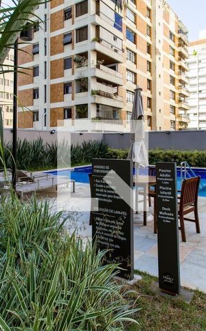 Apartamento à venda com 95m², 2 quartos e 2 vagas Apartamento à venda com 95m², 2 quartos e 2 vagasÁrea comum - Piscina