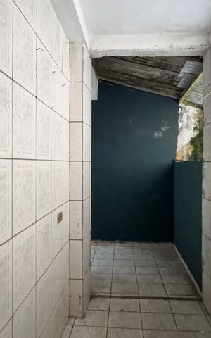 Casa à venda com 86m², 4 quartos e 1 vaga Casa à venda com 86m², 4 quartos e 1 vagaÁrea de Serviço