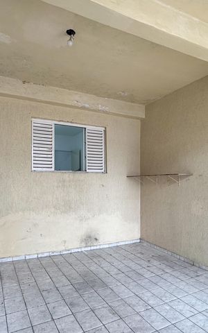 Casa à venda com 86m², 4 quartos e 1 vaga Casa à venda com 86m², 4 quartos e 1 vagaGaragem