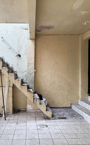 Casa à venda com 86m², 4 quartos e 1 vaga Casa à venda com 86m², 4 quartos e 1 vagaGaragem