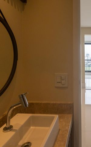 Apartamento para alugar com 136m², 3 quartos e 3 vagasLavabo