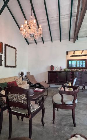 Casa de condomínio à venda com 135m², 2 quartos e 4 vagas Casa de condomínio à venda com 135m², 2 quartos e 4 vagasSala