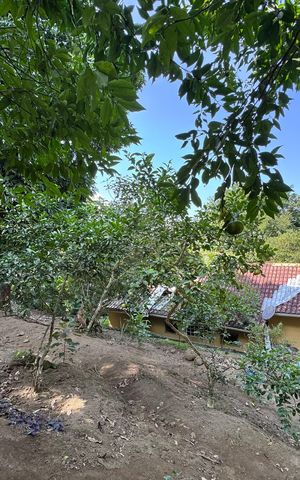 Casa de condomínio à venda com 135m², 2 quartos e 4 vagas Casa de condomínio à venda com 135m², 2 quartos e 4 vagasÁrea externa