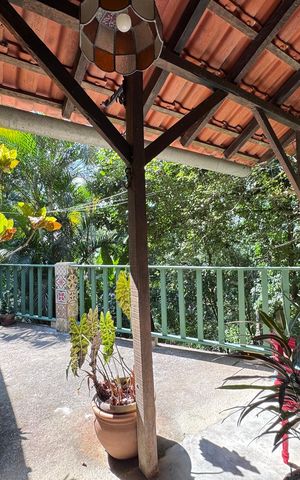 Casa de condomínio à venda com 135m², 2 quartos e 4 vagas Casa de condomínio à venda com 135m², 2 quartos e 4 vagasVaranda