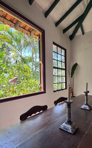 Casa de condomínio à venda com 135m², 2 quartos e 4 vagas Casa de condomínio à venda com 135m², 2 quartos e 4 vagasSala