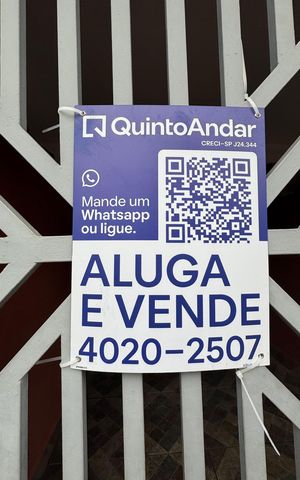 Casa à venda com 165m², 5 quartos e 3 vagas Casa à venda com 165m², 5 quartos e 3 vagasPlaca