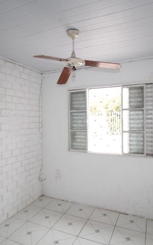 Casa à venda com 52m², 2 quartos e 2 vagasQuarto 1