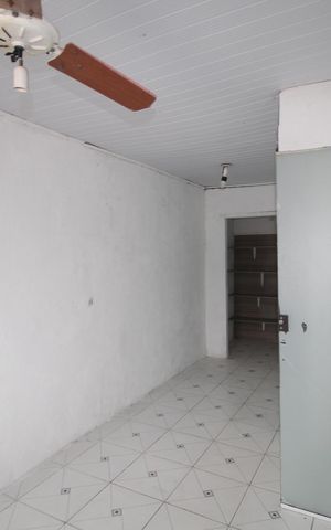 Casa à venda com 52m², 2 quartos e 2 vagasQuarto 1