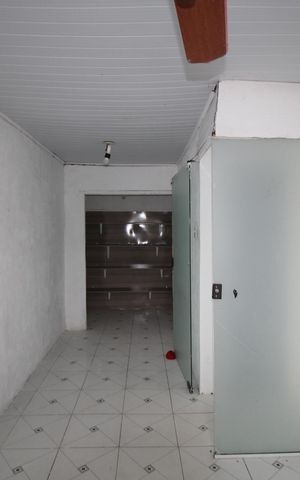 Casa à venda com 52m², 2 quartos e 2 vagasQuarto 1