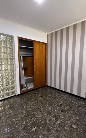 Apartamento à venda com 58m², 2 quartos e sem vaga Apartamento à venda com 58m², 2 quartos e sem vagaSala
