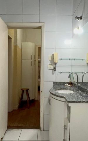Casa à venda com 320m², 8 quartos e 2 vagas Casa à venda com 320m², 8 quartos e 2 vagasBanheiro Social