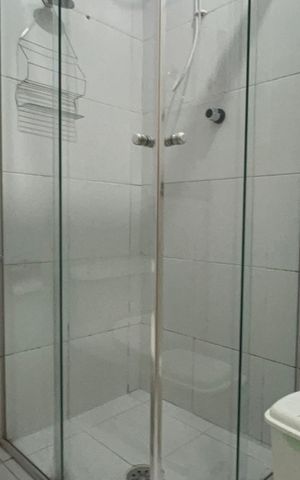 Casa à venda com 320m², 8 quartos e 2 vagas Casa à venda com 320m², 8 quartos e 2 vagasBanheiro da Suíte 1