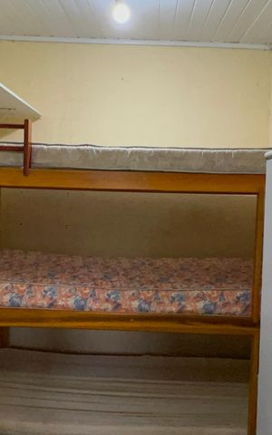 Casa à venda com 320m², 8 quartos e 2 vagas Casa à venda com 320m², 8 quartos e 2 vagasQuarto 2