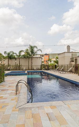 Apartamento à venda com 50m², 2 quartos e 2 vagas Apartamento à venda com 50m², 2 quartos e 2 vagasÁrea comum - Piscina