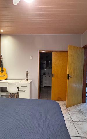 Casa à venda com 166m², 3 quartos e 2 vagas Casa à venda com 166m², 3 quartos e 2 vagasSuíte