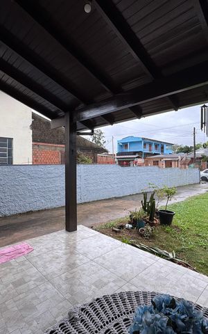 Casa à venda com 166m², 3 quartos e 2 vagas Casa à venda com 166m², 3 quartos e 2 vagasÁrea comum