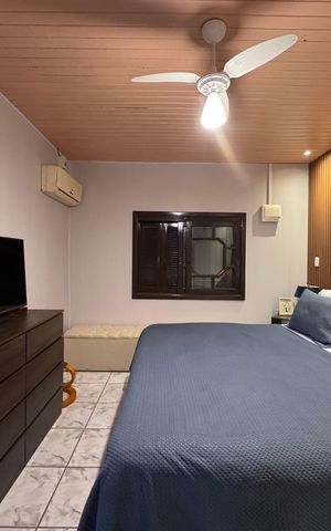 Casa à venda com 166m², 3 quartos e 2 vagas Casa à venda com 166m², 3 quartos e 2 vagasSuíte