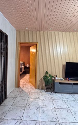 Casa à venda com 166m², 3 quartos e 2 vagas Casa à venda com 166m², 3 quartos e 2 vagasSala