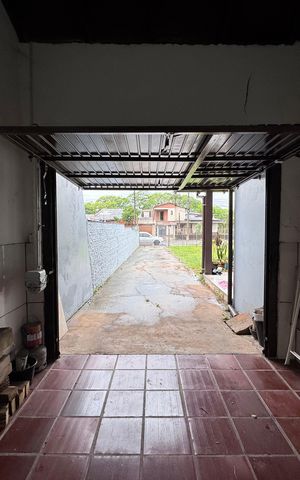 Casa à venda com 166m², 3 quartos e 2 vagas Casa à venda com 166m², 3 quartos e 2 vagasÁrea comum