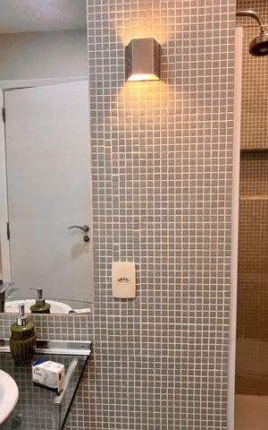 Apartamento à venda com 100m², 2 quartos e sem vaga Apartamento à venda com 100m², 2 quartos e sem vagaBanheiro Social