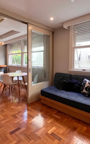 Apartamento à venda com 100m², 2 quartos e sem vaga Apartamento à venda com 100m², 2 quartos e sem vagaSala de TV