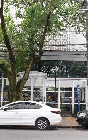 Apartamento à venda com 70m², 2 quartos e 1 vagaFachada
