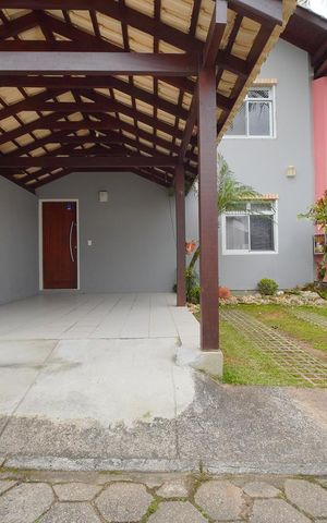 Casa de condomínio para alugar com 140m², 3 quartos e 2 vagasGaragem 