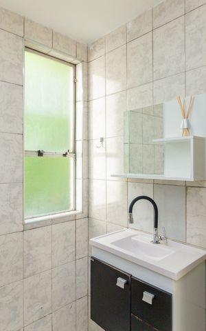 Apartamento à venda com 52m², 2 quartos e 1 vaga Apartamento à venda com 52m², 2 quartos e 1 vagaBanheiro