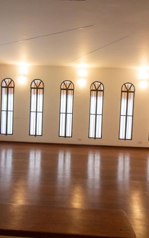 Casa para alugar com 500m², 5 quartos e 4 vagas Casa para alugar com 500m², 5 quartos e 4 vagasSala