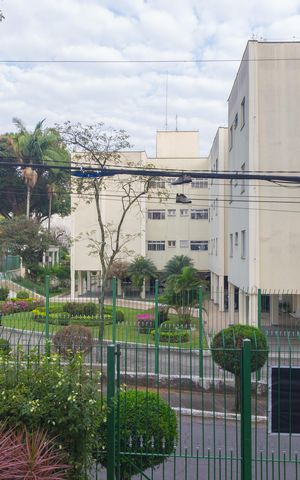 Apartamento para alugar com 56m², 2 quartos e 1 vaga Apartamento para alugar com 56m², 2 quartos e 1 vagaVista - Sala e Quartos
