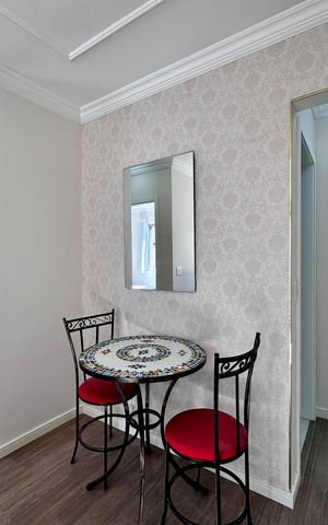 Apartamento à venda com 47m², 1 quarto e 1 vaga Apartamento à venda com 47m², 1 quarto e 1 vagaSala