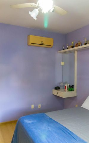 Casa de condomínio à venda com 420m², 4 quartos e 3 vagas Casa de condomínio à venda com 420m², 4 quartos e 3 vagas Suíte 2