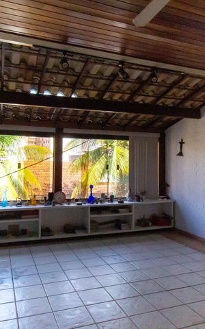 Casa de condomínio à venda com 420m², 4 quartos e 3 vagas Casa de condomínio à venda com 420m², 4 quartos e 3 vagasÁrea Gourmet