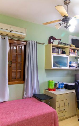 Casa de condomínio à venda com 420m², 4 quartos e 3 vagas Casa de condomínio à venda com 420m², 4 quartos e 3 vagasQuarto 2