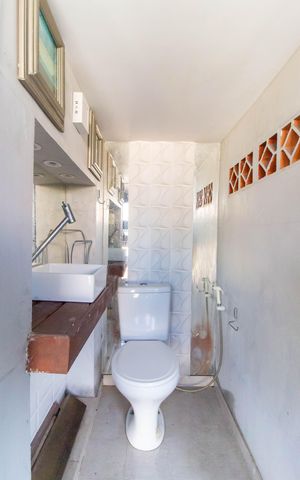 Casa de condomínio à venda com 420m², 4 quartos e 3 vagas Casa de condomínio à venda com 420m², 4 quartos e 3 vagasBanheiro Área Gourmet