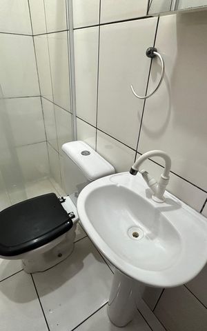 Studio para alugar com 37m², 1 quarto e sem vaga Studio para alugar com 37m², 1 quarto e sem vagaBanheiro