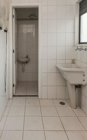 Apartamento para alugar com 98m², 3 quartos e 2 vagas Apartamento para alugar com 98m², 3 quartos e 2 vagasÁrea de Serviço