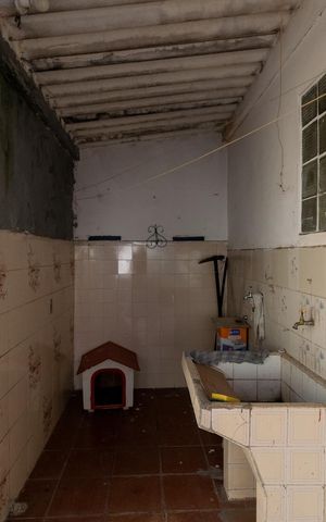 Casa à venda com 200m², 3 quartos e 2 vagasÁrea de Serviço