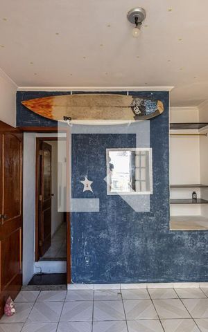 Casa à venda com 50m², 2 quartos e sem vaga