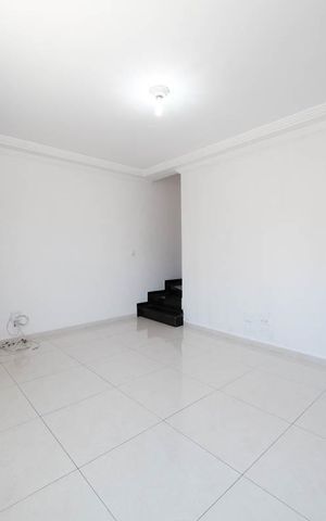 Casa de condomínio à venda com 83m², 2 quartos e 2 vagasSala