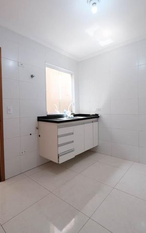 Casa de condomínio à venda com 83m², 2 quartos e 2 vagasCozinha