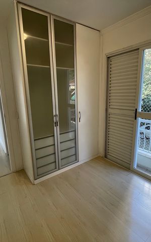 Casa de condomínio para alugar com 180m², 3 quartos e 2 vagas Casa de condomínio para alugar com 180m², 3 quartos e 2 vagasQuarto 1
