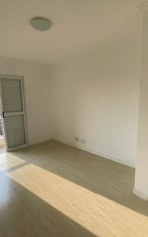 Casa de condomínio para alugar com 180m², 3 quartos e 2 vagas Casa de condomínio para alugar com 180m², 3 quartos e 2 vagasSuíte 1