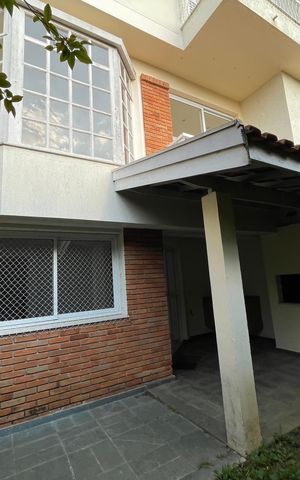 Casa de condomínio para alugar com 180m², 3 quartos e 2 vagas Casa de condomínio para alugar com 180m², 3 quartos e 2 vagasQuintal